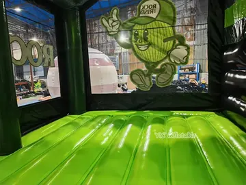 custom inflatable bounce-and-slide attraction detail view