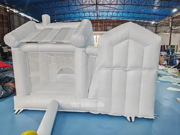 custom inflatable bounce-and-slide attraction detail view