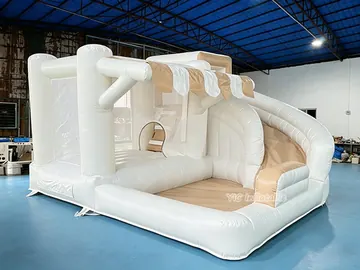 custom inflatable bounce-and-slide attraction detail view
