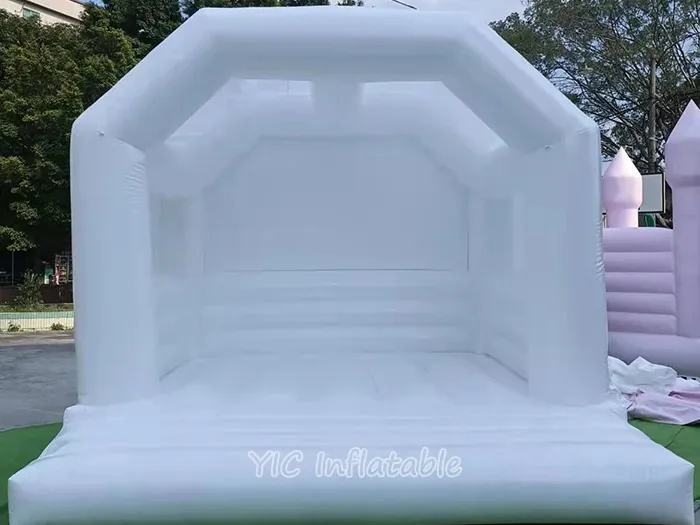 Inflatable Wedding Bouncy Castle commercial attraction view