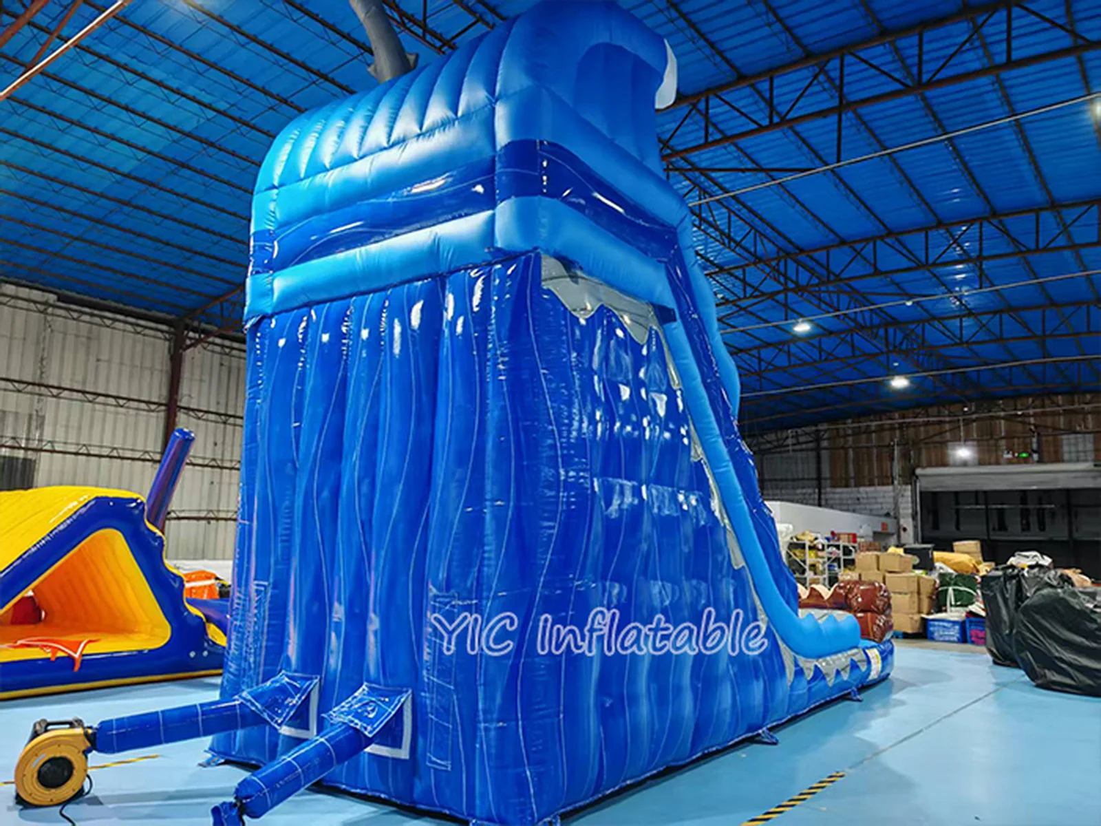 Shark Water Slide with Pool detail view 4