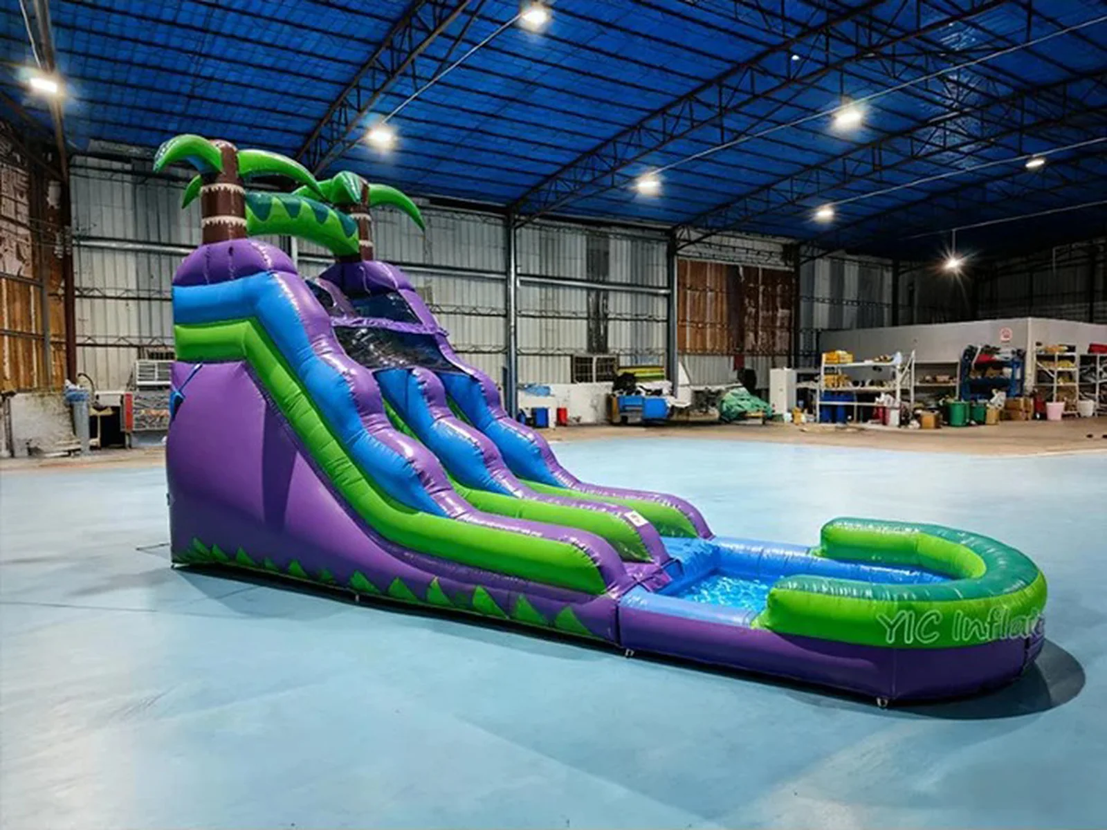 Custom Made Water Slides detail view 4