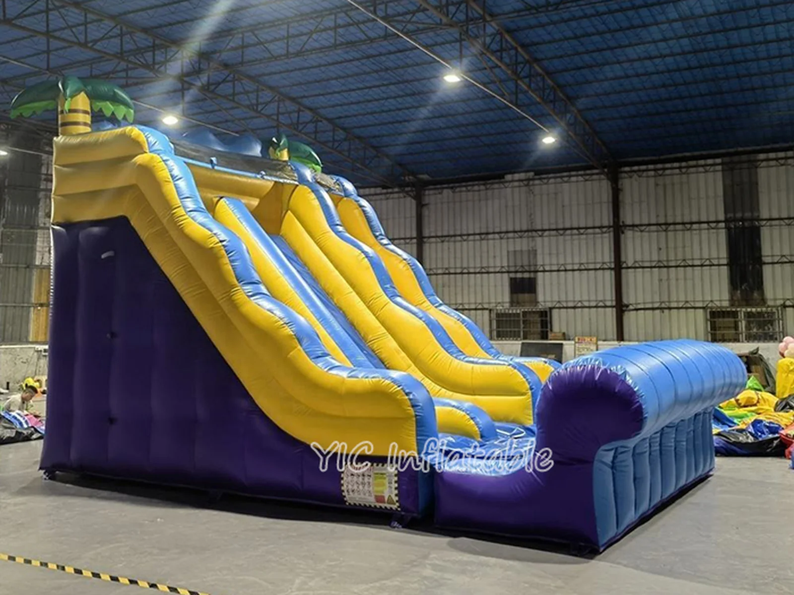 Inflatable Palm Tree Water Slide detail view 4